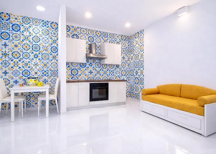 Sorrento Home アパート ソレント