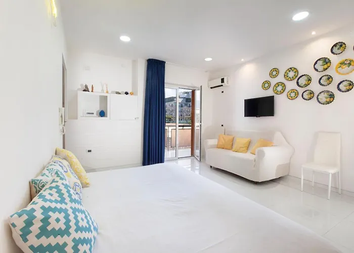 Sorrento Home Apartment *